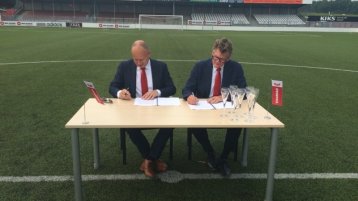 Yanmar Hollanda 2. Liginin Güçlü Ekiplerinden Almere City'nin Sponsoru Oldu